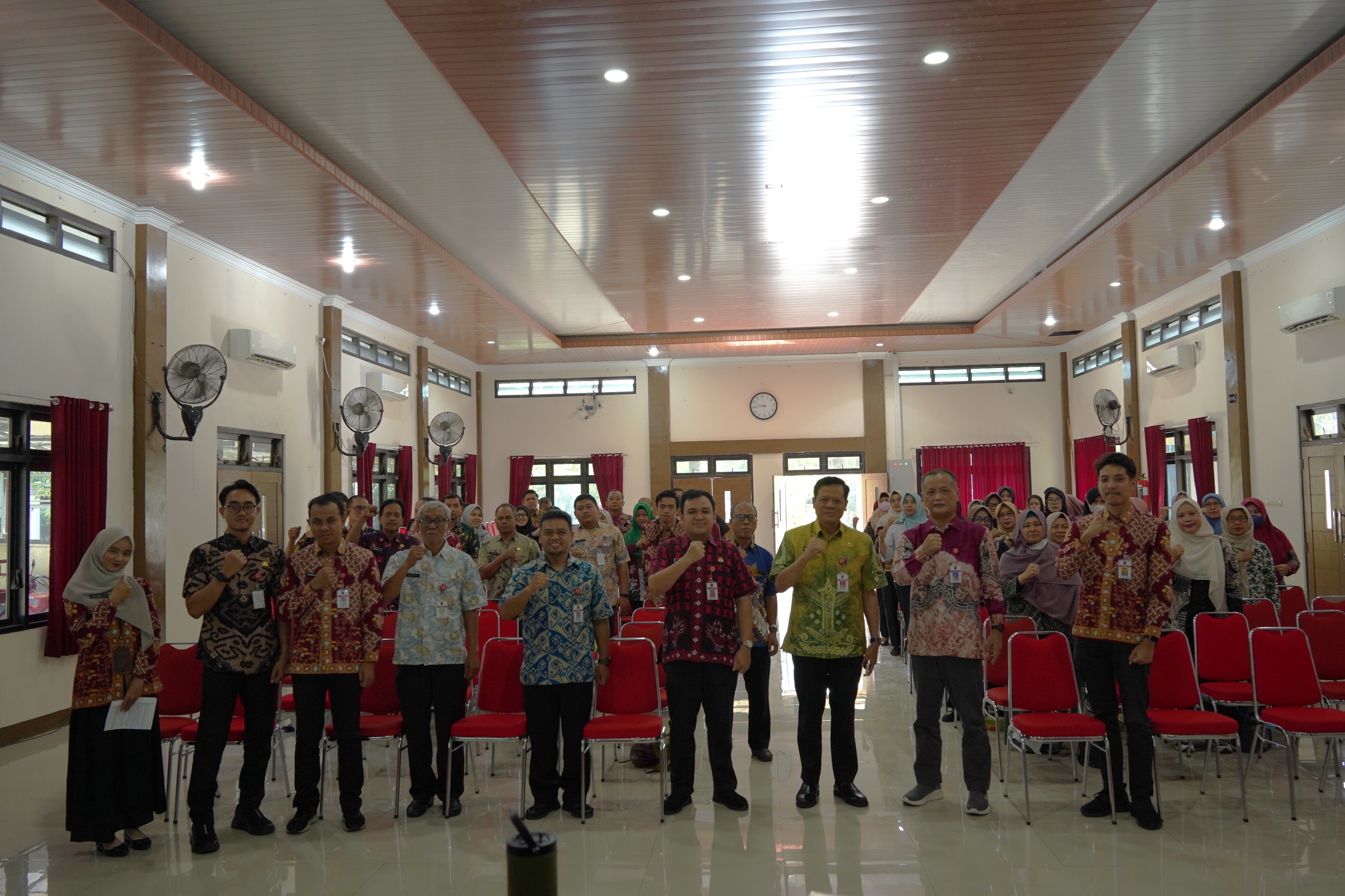 Diskominfo Semarang Sosialisasikan Aplikasi SDGS dan SAVIRA di Genuk Guna Dorong Efisiensi Pelayanan Tingkat Wilayah